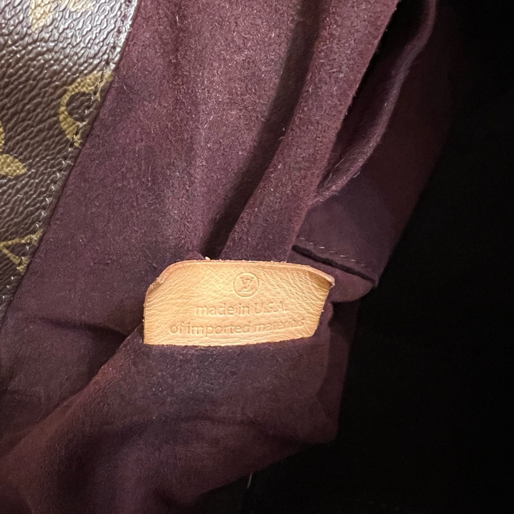 Louis Vuitton Melie Bag - Picture 7 of 8